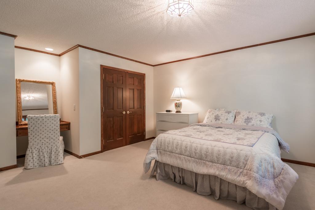 6519 Dakota Trail Edina, MN 55439 - Photo 27 of 31