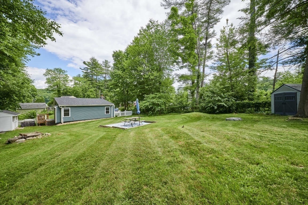 8 Beatrice Road Westford, MA 01886 - Photo 18 of 19 Gallery Image 18