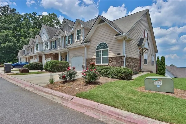 $365,000 | 374 Guibor Court, Unit 4, Kennesaw, GA 30144