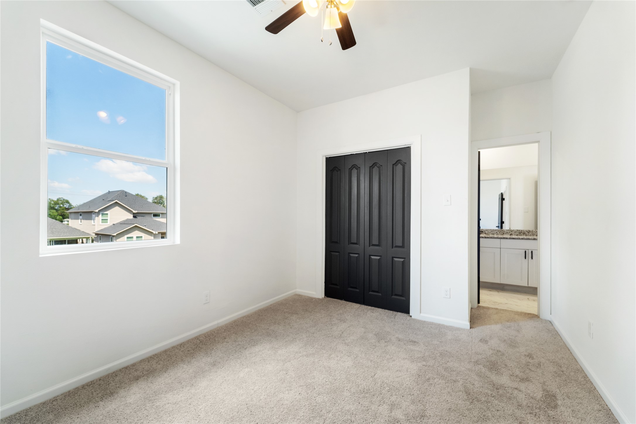 4307 Larkspur Street Houston, TX 77051 - Photo 12 of 15