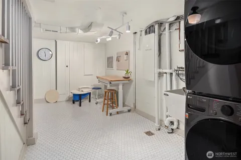 $1,388,000 | 2710 West Blaine Street, Seattle, WA 98199