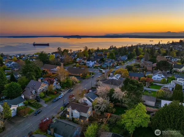 $1,388,000 | 2710 West Blaine Street, Seattle, WA 98199