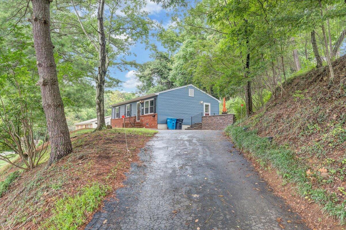 2825 Montvale Road Southwest Roanoke, VA 24015 - Photo 43 of 44 43-MIB08007