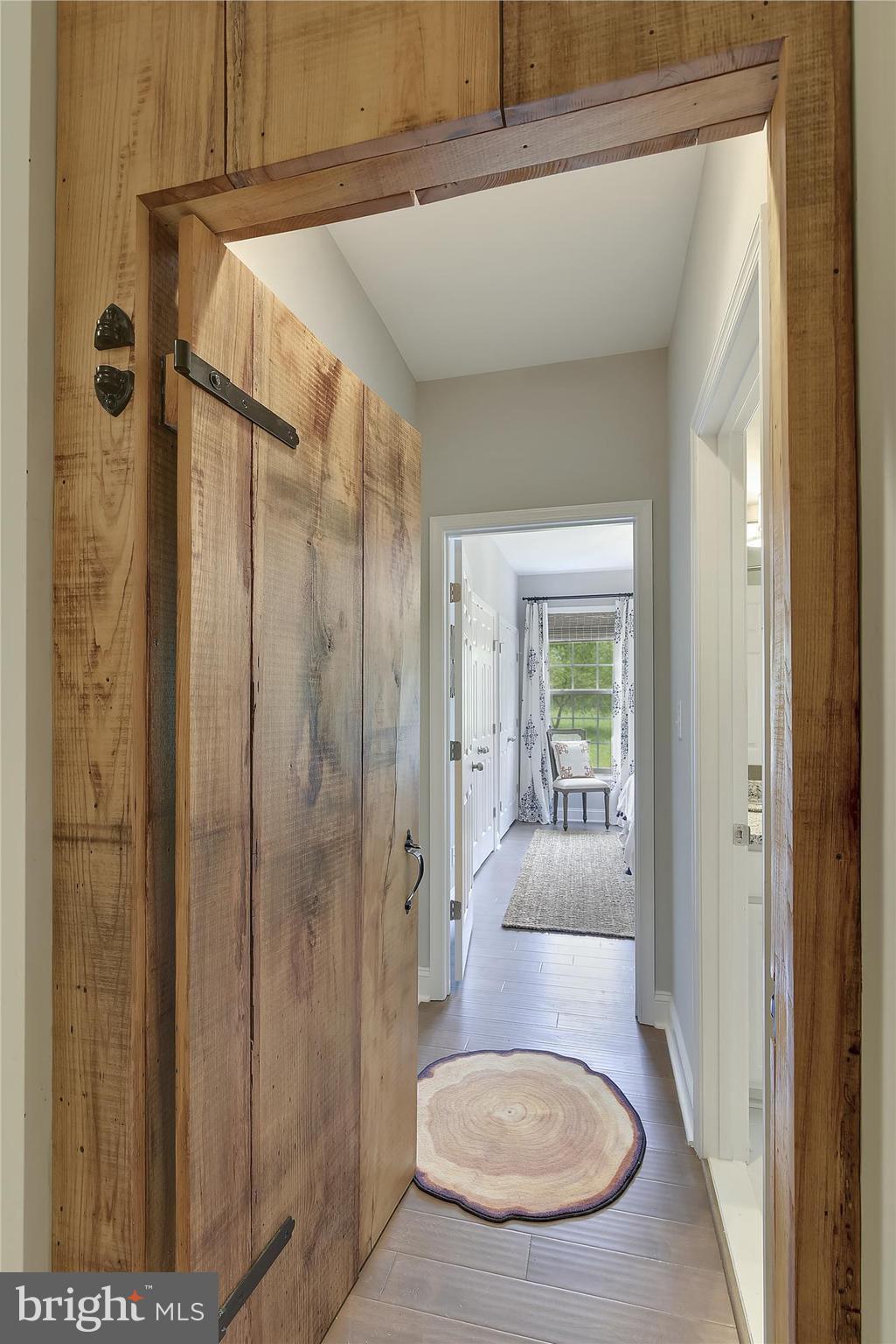 22248 Newlin Mill Road Middleburg, VA 20117 - Photo 20 of 30 Interior (General)