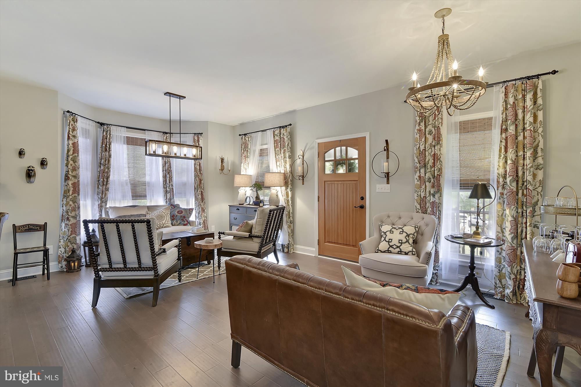 22248 Newlin Mill Road Middleburg, VA 20117 - Photo 26 of 30 Living Room