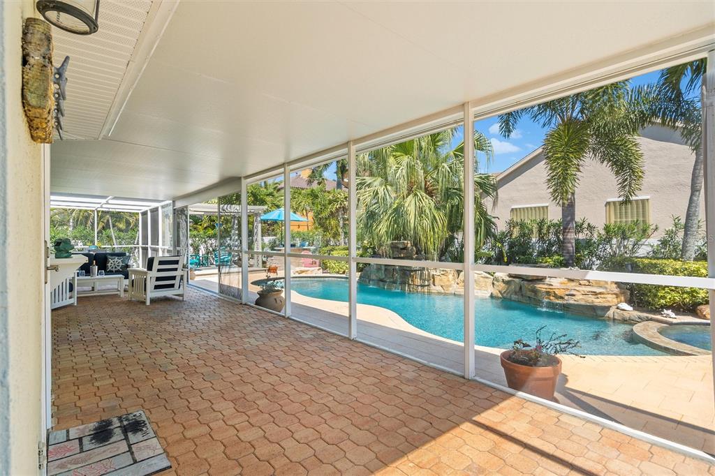 725 Monte Cristo Boulevard Tierra Verde, FL 33715 - Photo 15 of 63