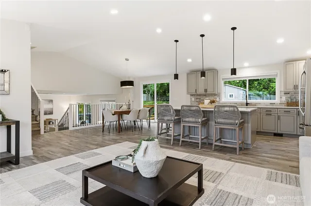 $825,000 | 18217 152nd Avenue Southeast, Renton, WA 98058