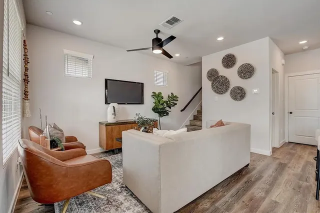 $2,690 | 15101 Litsey Crk Drive, Unit 15257H, Roanoke, TX 76262