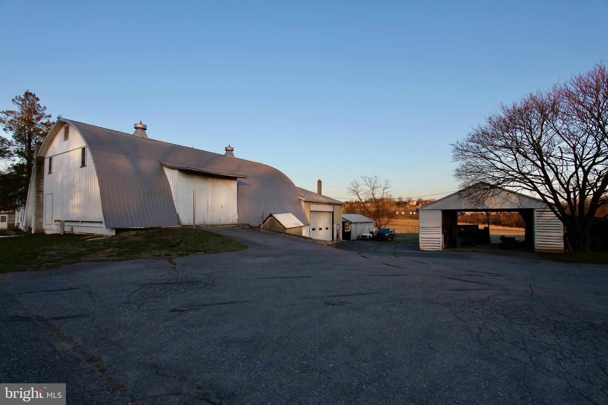 2233 Cloverleaf Road Elizabethtown, PA 17022 - Photo 8 of 21