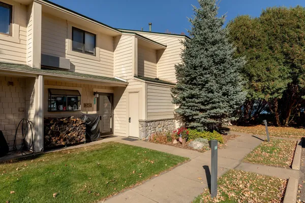 $279,900 | 8304 Tuxedo Road, Unit 345, Onamia, MN 56359