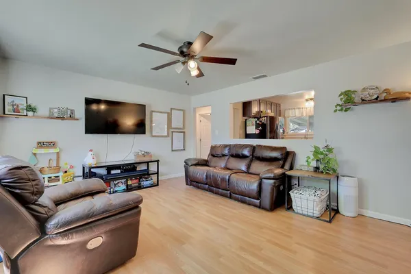 $290,000 | 921 Jacobs Street, Marysville, CA 95901