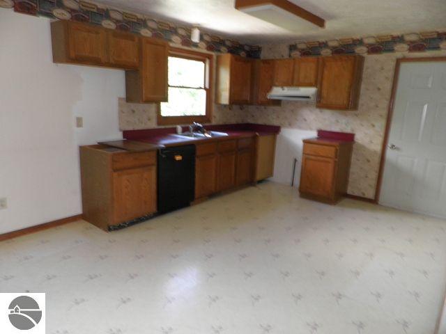 3400 Mill Road Traverse City, MI 49685 - Photo 3 of 17 1737224-2.JPG