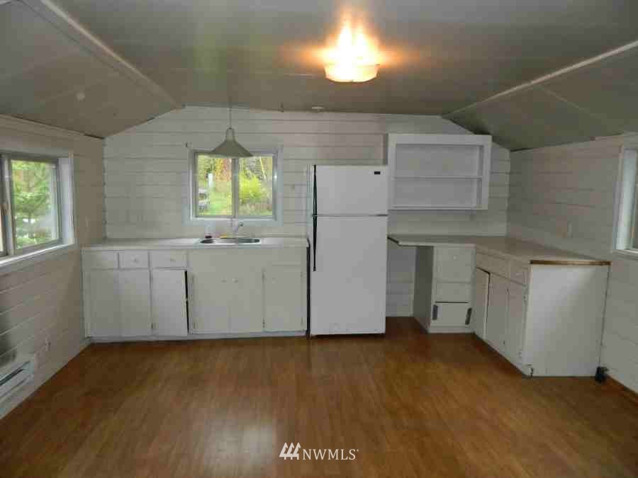 9620 Southwest Gorsuch Road Vashon, WA 98070 - Photo 2 of 6