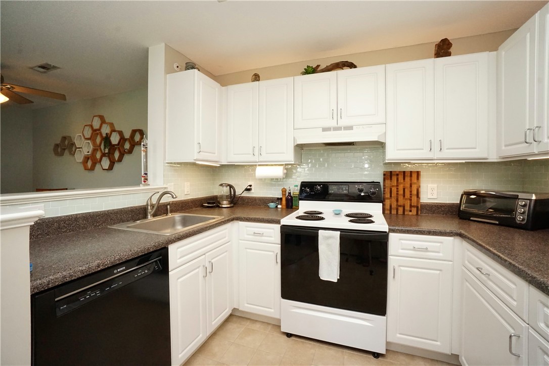 96 Mill Street, Unit 304 Woonsocket, RI 02895 - Photo 5 of 24 Gallery Image 5