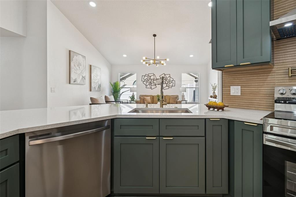 8443 Ridgebrook Circle Odessa, FL 33556 - Photo 13 of 98