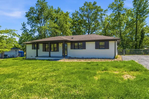 $2,300 | 123 Hood Trail, Portland, TN 37148