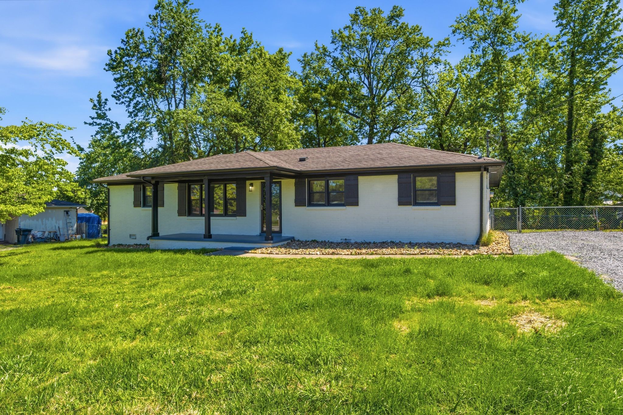 123 Hood Trail Portland, TN 37148 - Photo 2 of 31