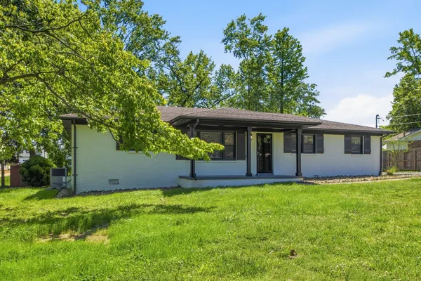 $2,300 | 123 Hood Trail, Portland, TN 37148