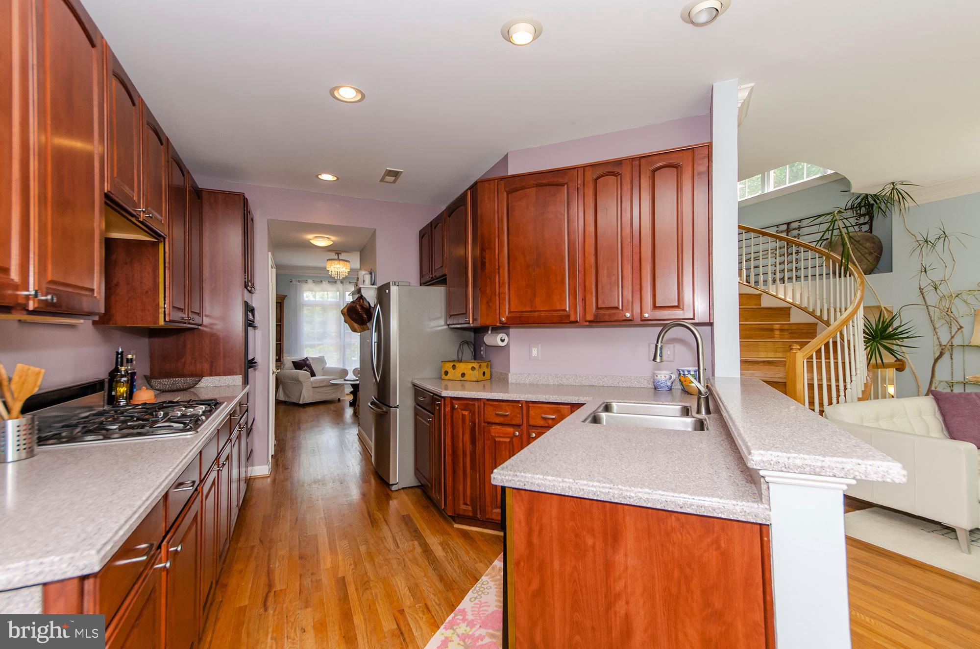 170 Rees Place Falls Church, VA 22046 - Photo 14 of 40 Kitchen