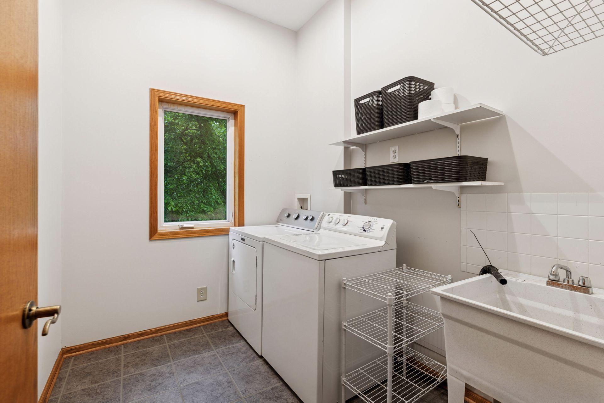 435 Burlington Road St. Paul, MN 55119 - Photo 19 of 59 Gallery Image 19