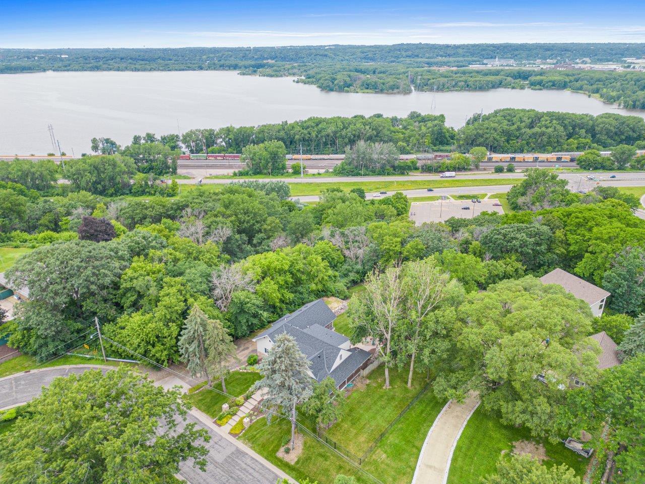 435 Burlington Road St. Paul, MN 55119 - Photo 55 of 59 Gallery Image 55