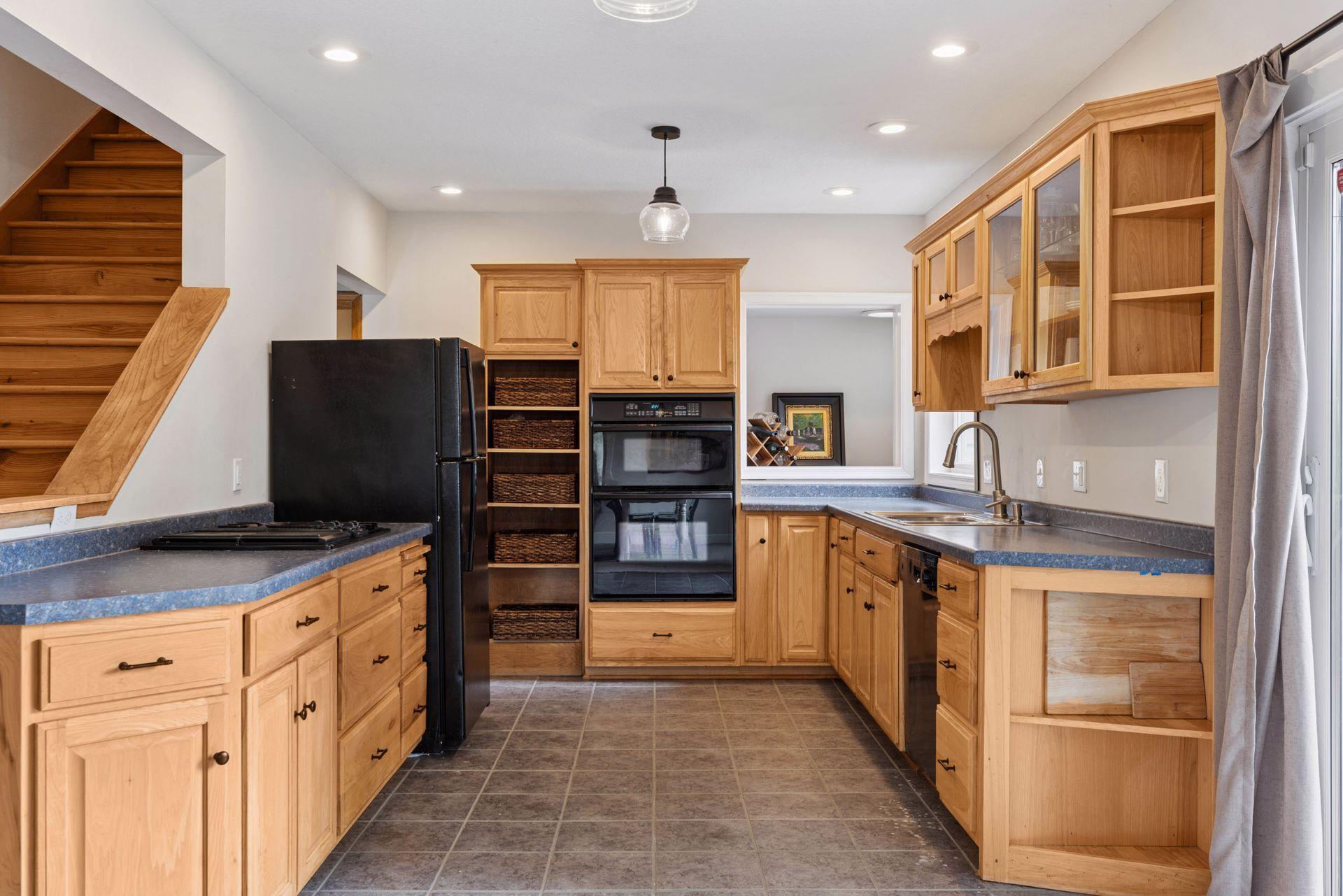 435 Burlington Road St. Paul, MN 55119 - Photo 7 of 59 Gallery Image 7