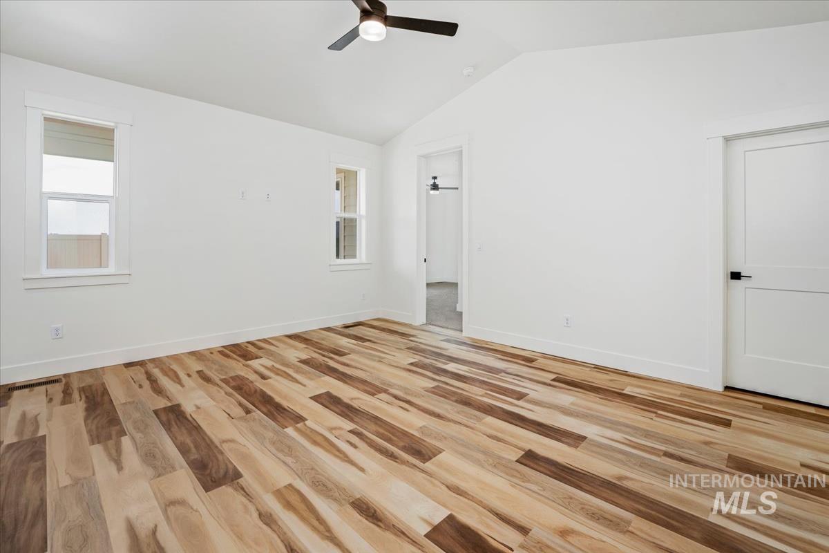 1128 Velvet Loop Wilder, ID 83676 - Photo 12 of 34