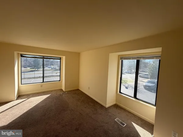 $1,850 | 9709 Docena Drive, Gaithersburg, MD 20886