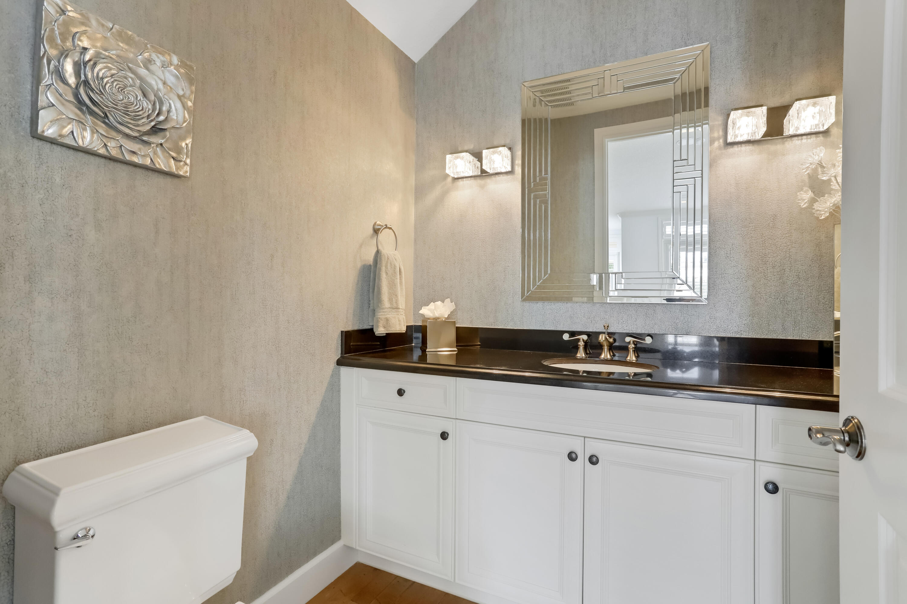 7101 Northwest Turtle Walk Boca Raton, FL 33487 - Photo 26 of 54 Downstairs 1/2 Bath