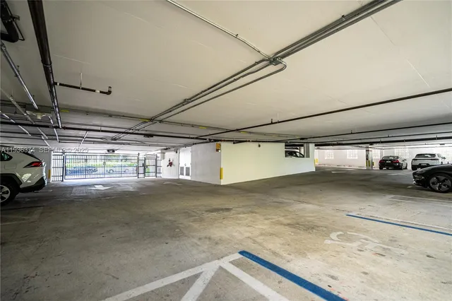 $4,750 | 1091 Galiano Street, Unit 406, Coral Gables, FL 33134