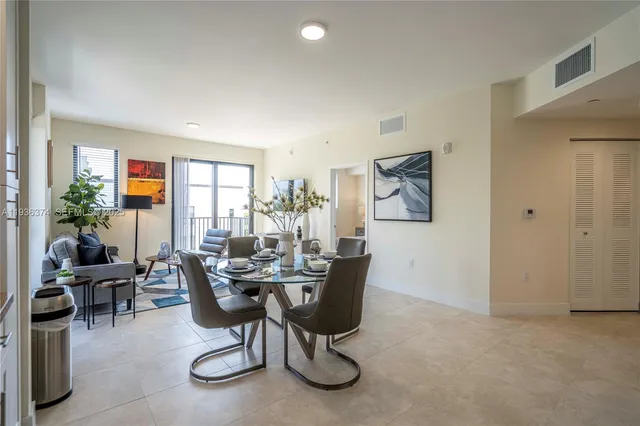 $4,750 | 1091 Galiano Street, Unit 406, Coral Gables, FL 33134