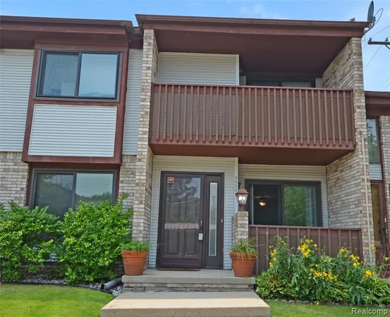 $157,500 | 34900 Mercer Lane, Fraser, MI 48026