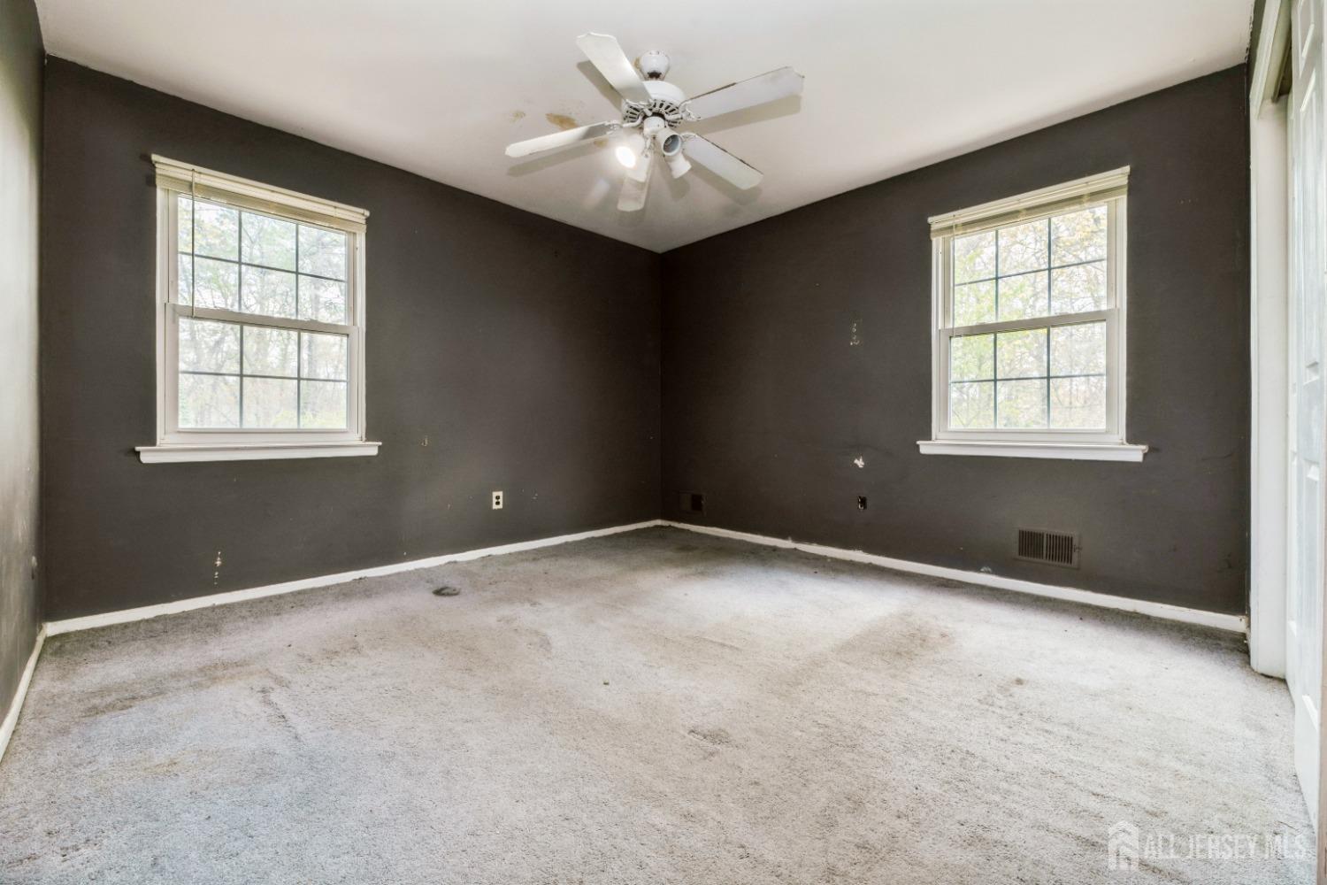 44 Townsend Drive Old Bridge, NJ 07747 - Photo 18 of 25