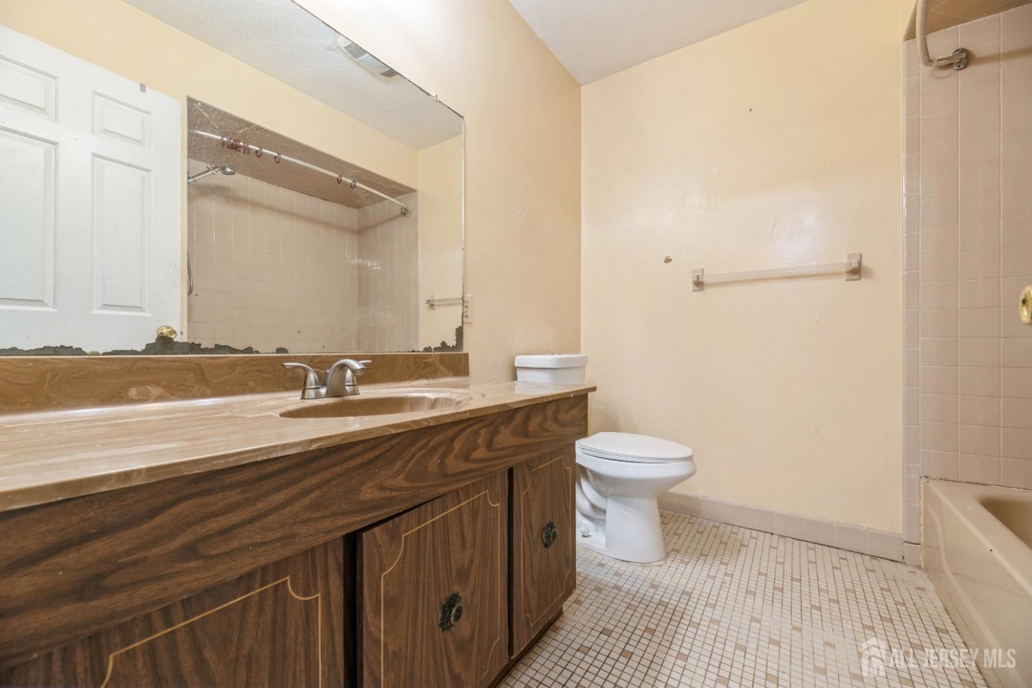 44 Townsend Drive Old Bridge, NJ 07747 - Photo 20 of 25