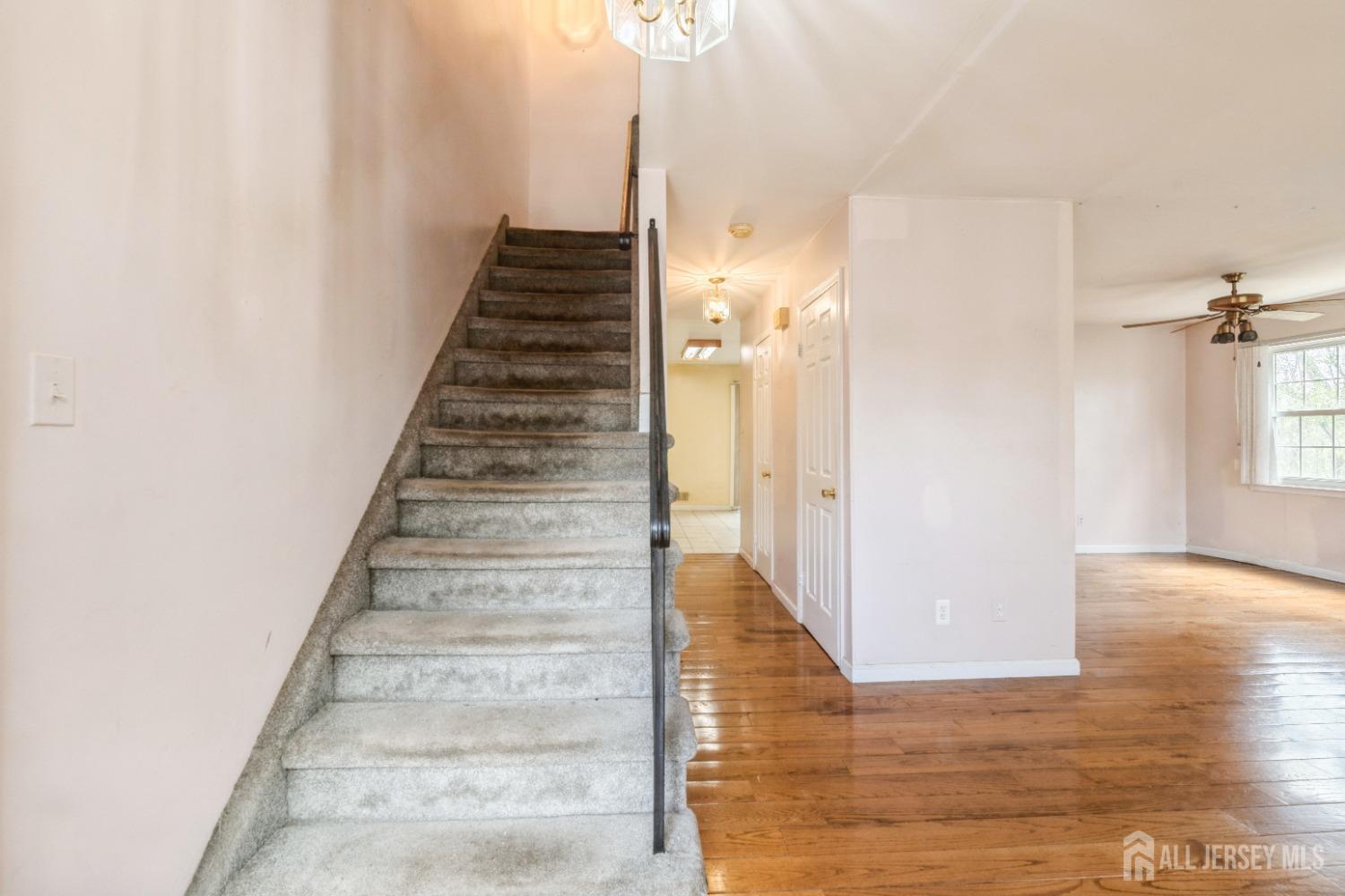 44 Townsend Drive Old Bridge, NJ 07747 - Photo 4 of 25