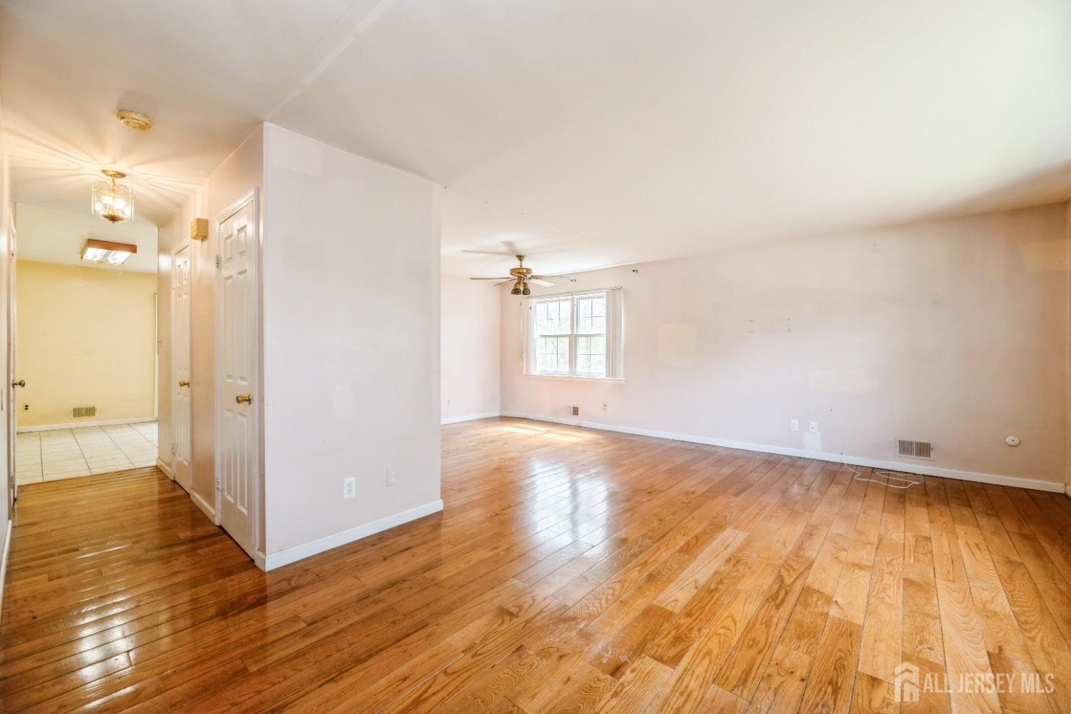 44 Townsend Drive Old Bridge, NJ 07747 - Photo 5 of 25