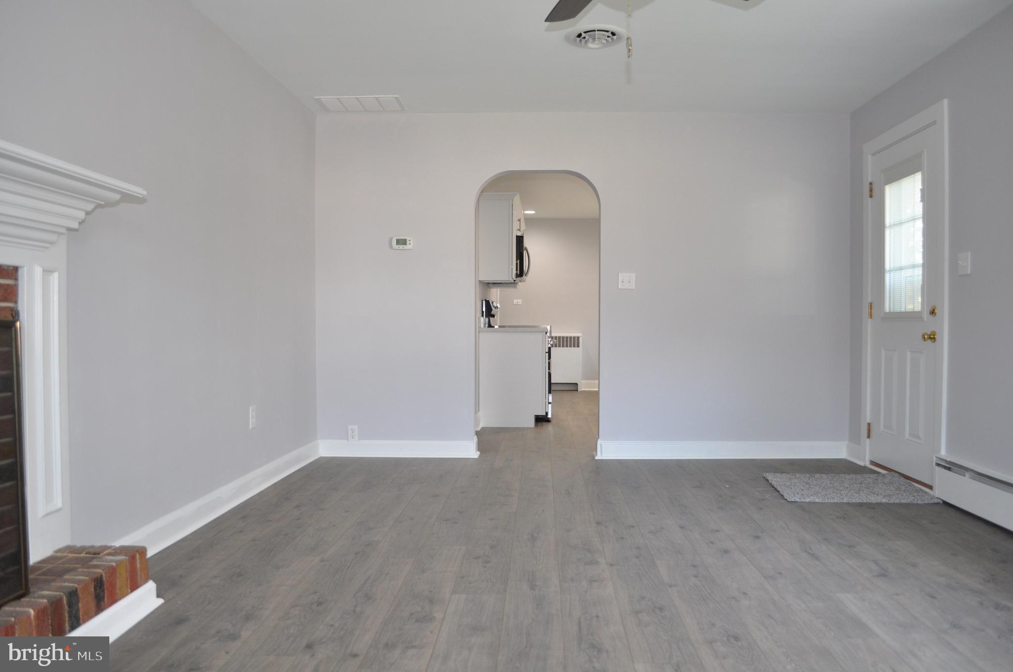 2649 Sheridan Road York, PA 17406 - Photo 11 of 39 Living Room