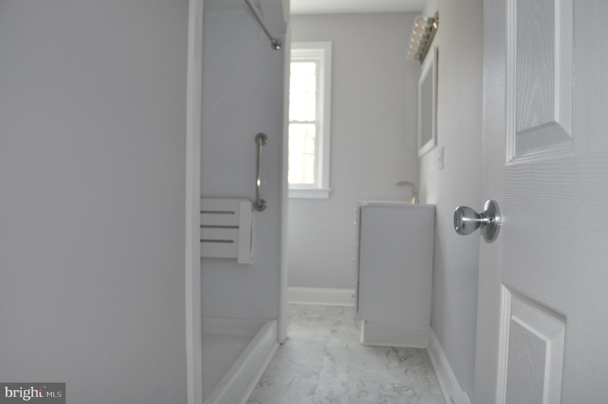 2649 Sheridan Road York, PA 17406 - Photo 19 of 39 Bath w/ walk in shower