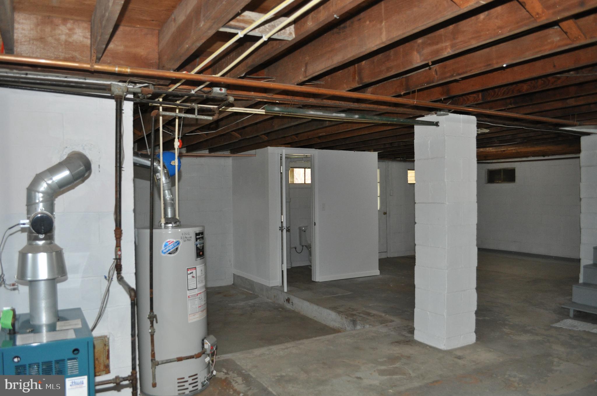 2649 Sheridan Road York, PA 17406 - Photo 30 of 39 Gallery Image 30
