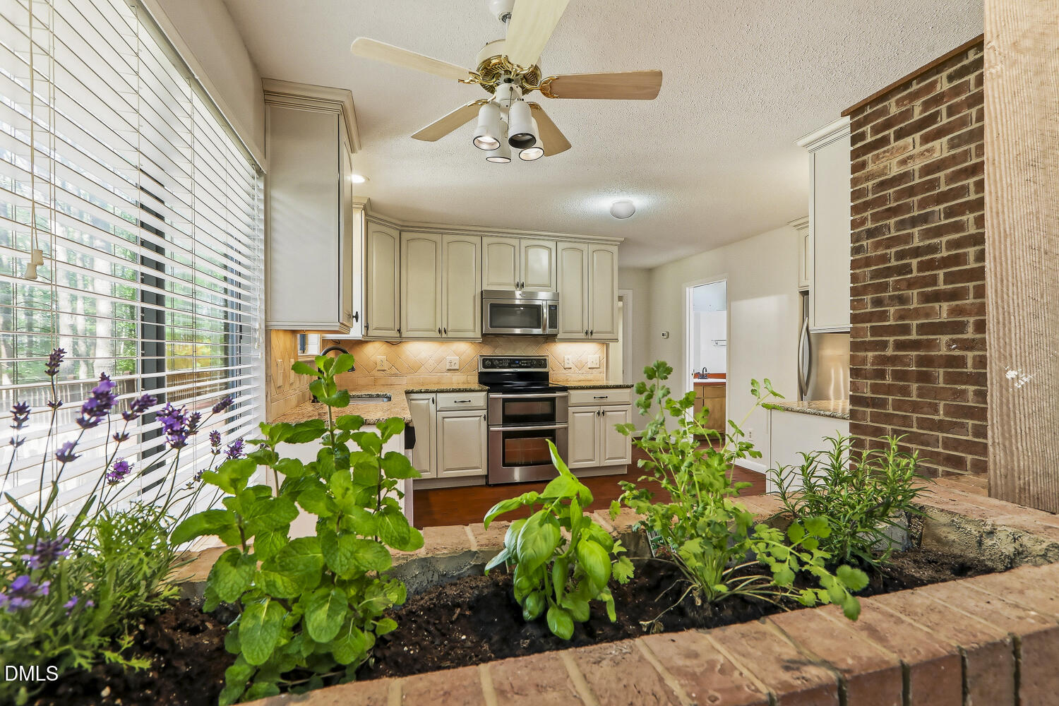 369 River Road Pittsboro, NC 27312 - Photo 5 of 52 Kitchen