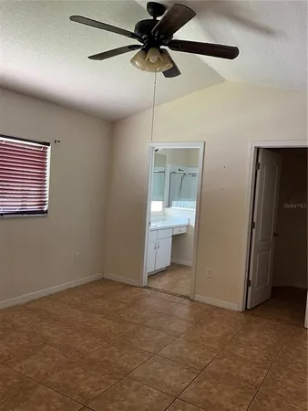 $2,500 | 8828 Sea Island Way, Tampa, FL 33635