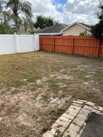 $2,500 | 8828 Sea Island Way, Tampa, FL 33635