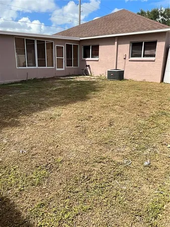 $2,500 | 8828 Sea Island Way, Tampa, FL 33635