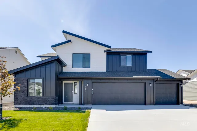 $449,990 | 5457 South Bittercreek Avenue, Meridian, ID 83642