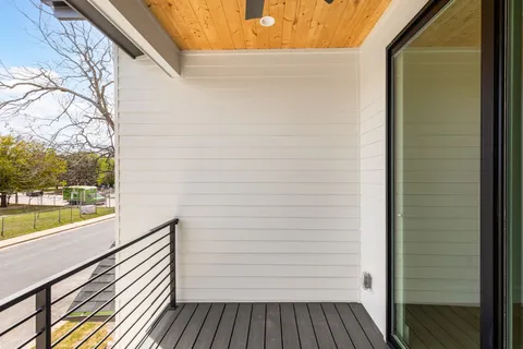 $675,000 | 408 Linden Street, Unit A, Austin, TX 78702