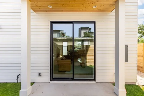 $675,000 | 408 Linden Street, Unit A, Austin, TX 78702