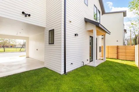 $675,000 | 408 Linden Street, Unit A, Austin, TX 78702