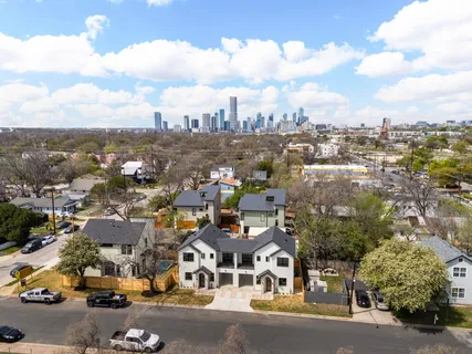 $675,000 | 408 Linden Street, Unit A, Austin, TX 78702