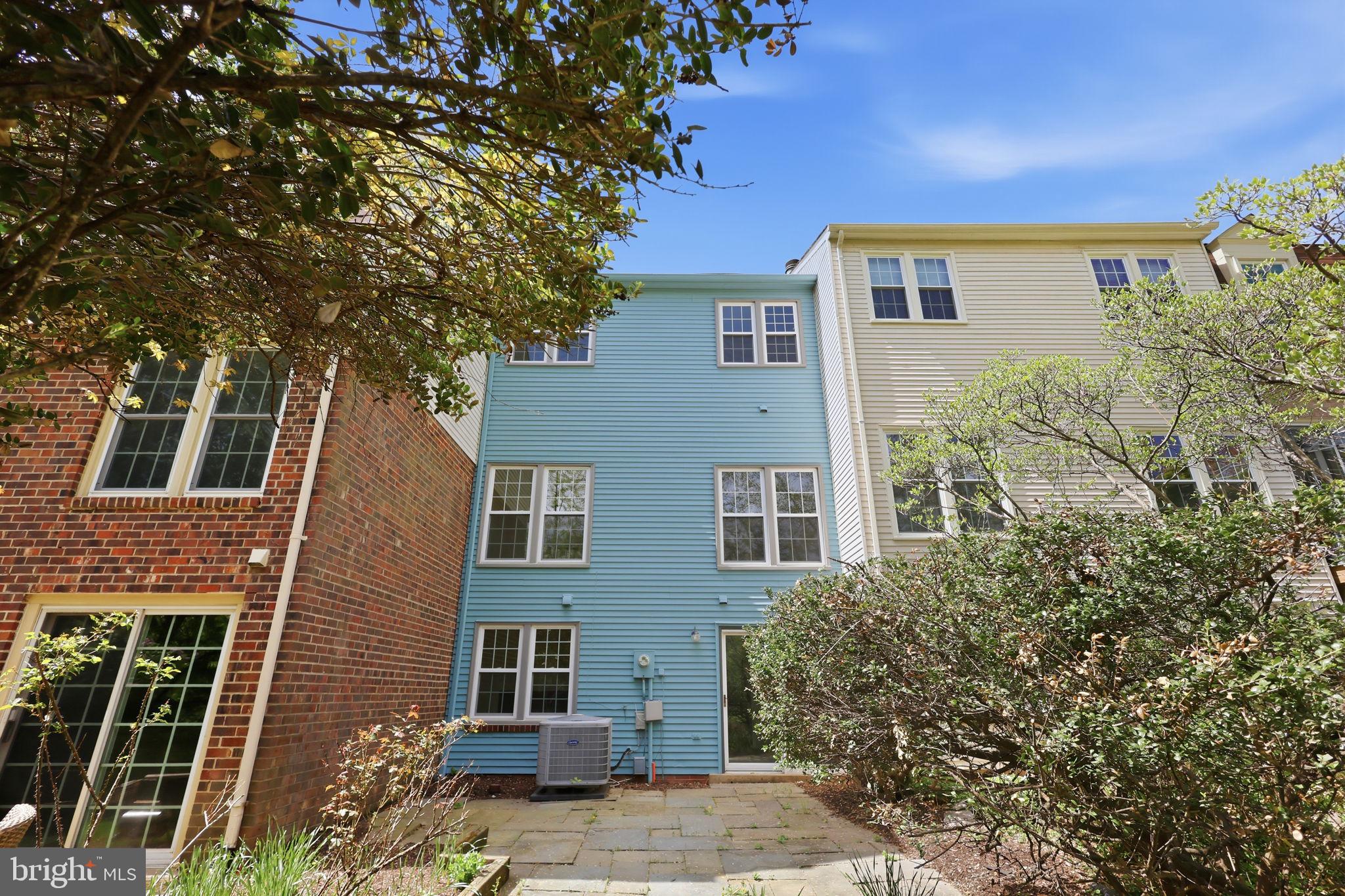 2151 Greenkeepers Court Reston, VA 20191 - Photo 43 of 44 Private blue stone patio
