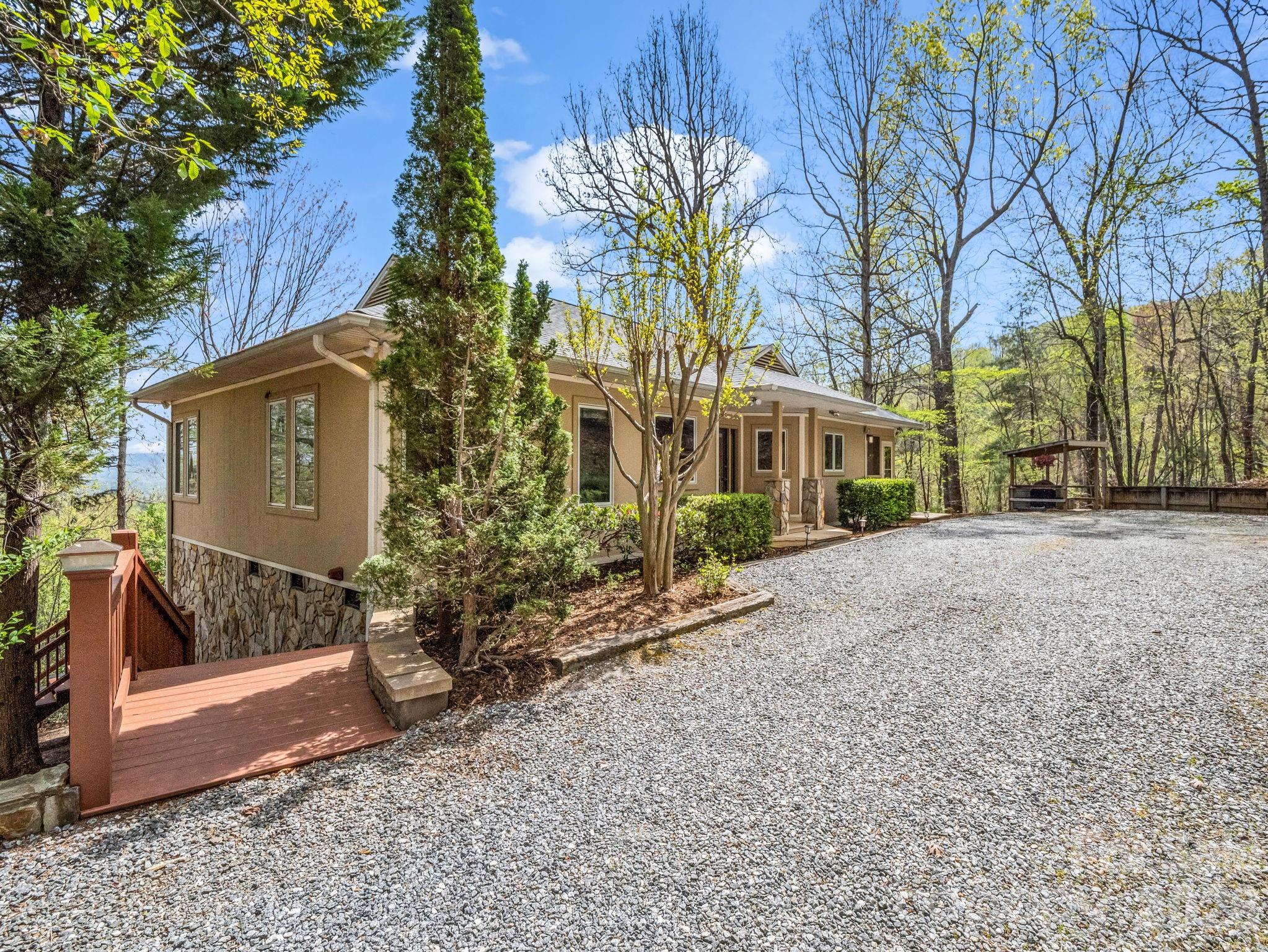 197 Thomas A Edison Road Lake Lure, NC 28746 - Photo 4 of 44